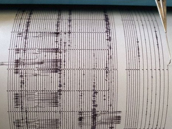 Động đất mạnh 7,4 độ Richter xảy ra ngoài khơi El Salvador