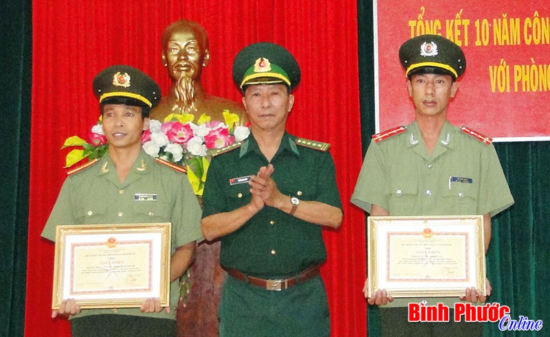 Bộ đội Bi&ecirc;n ph&ograve;ng v&agrave; C&ocirc;ng an tỉnh: Đẩy mạnh phối hợp trong c&ocirc;ng t&aacute;c trinh s&aacute;t, t&igrave;nh b&aacute;o