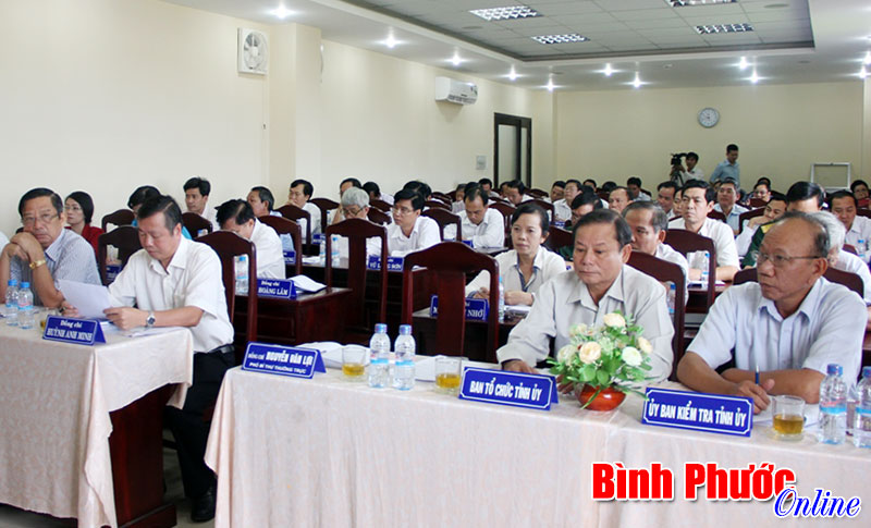 Hớn Quản v&agrave; Đồng Ph&uacute; tổ chức hội nghị BCH Đảng bộ