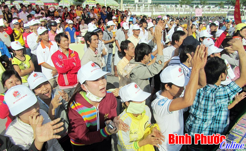 HUYỆN CHƠN TH&Agrave;NH: Kết quả thực hiện Chỉ thị 07-CT/TW đạt thấp