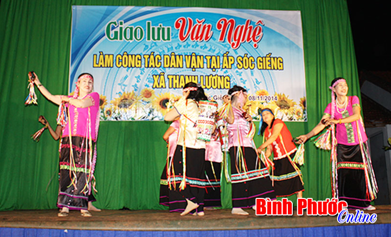 LLVT B&igrave;nh Long chung tay x&acirc;y dựng n&ocirc;ng th&ocirc;n mới