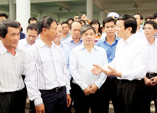 Chủ tịch nước Trương Tấn Sang: Sớm x&acirc;y dựng Trung t&acirc;m dịch vụ hậu cần nghề c&aacute; Nam Trung bộ