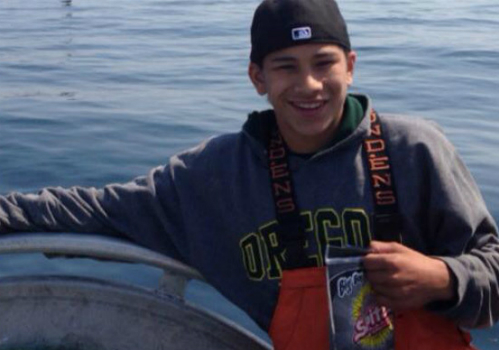 Học sinh xả súng trong trường trung học Mỹ