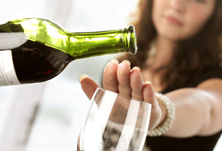 Tuyên truyền tác hại của đồ uống có cồn trong trường học