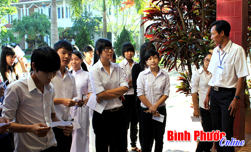 Kỳ thi quốc gia: Vì sao thầy băn khoăn, trò lo lắng?