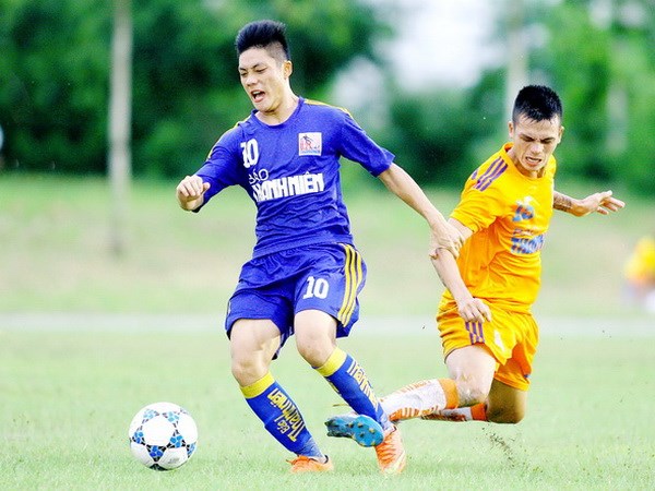 "Sát thủ" U19 Việt Nam rực sáng, U21 Khánh Hòa vẫn bị loại