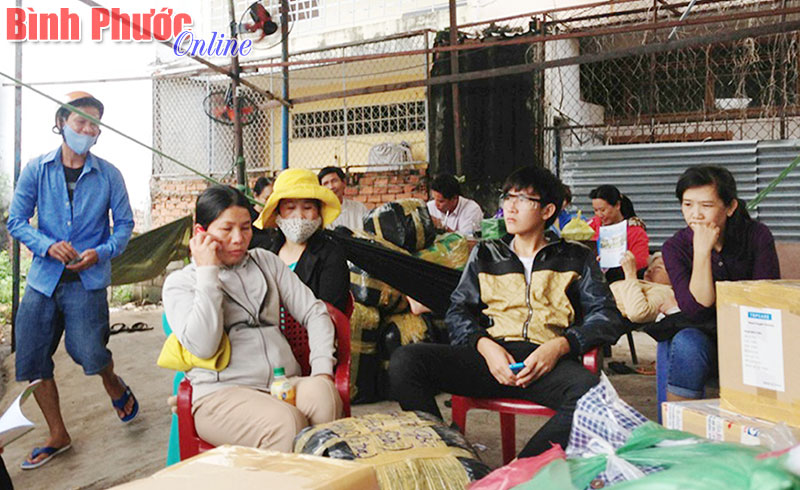 Lỗ hổng trong quản lý xe dịch vụ - Bài cuối: Ăn nên làm ra nhờ lách luật