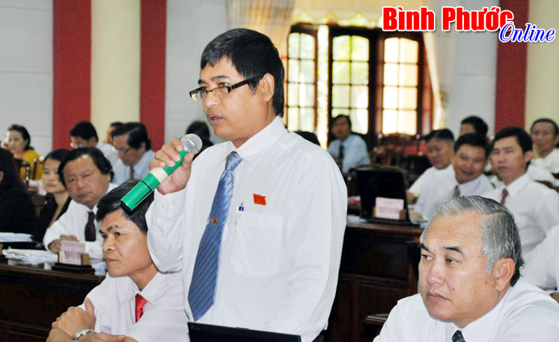 CHẤT VẤN TẠI KỲ HỌP THỨ 11, HĐND TỈNH: N&oacute;ng vấn đề cử tuyển, quy hoạch đ&ocirc; thị