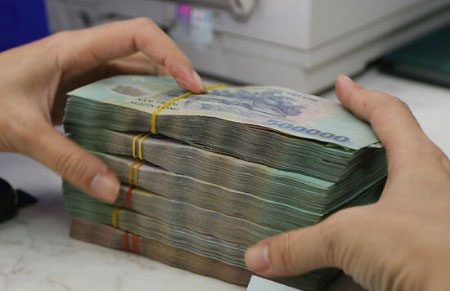 Kh&ocirc;ng mượn được tiền th&igrave; ch&eacute;m người