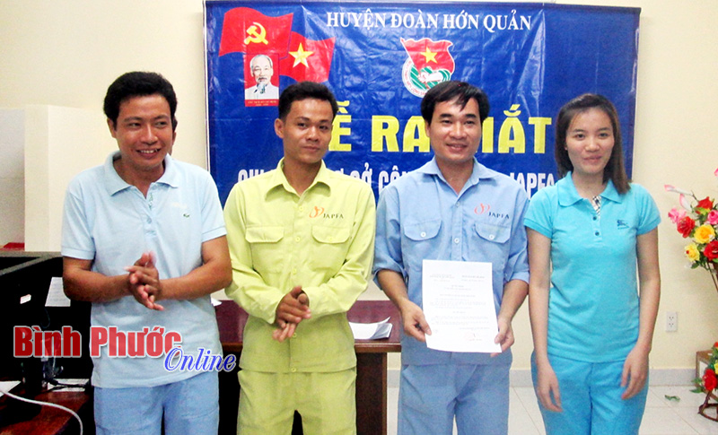 Năm 2015 sẽ thêm ít nhất 35 tổ chức đoàn, hội, CLB thanh niên công nhân