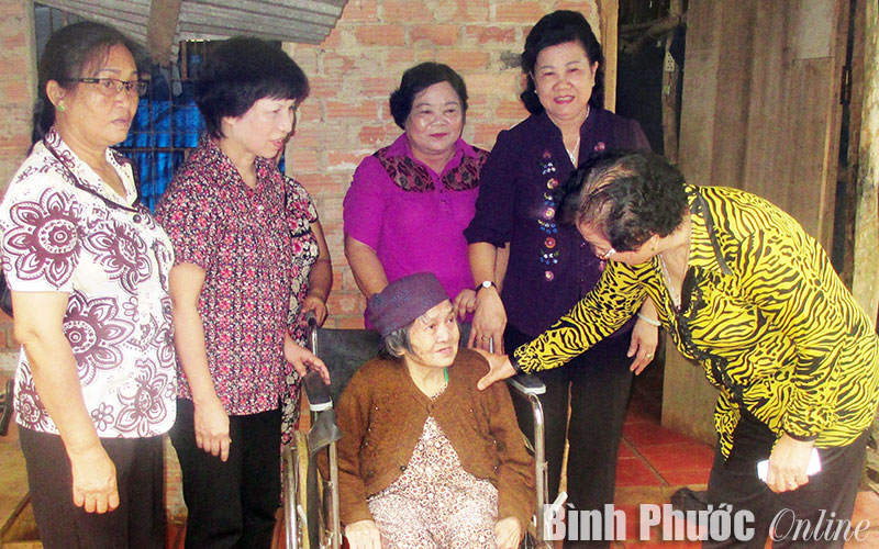 Người cao tuổi v&agrave; những hoạt động &yacute; nghĩa