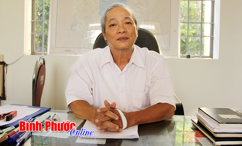 Nhà giáo ưu tú Huỳnh Công Khanh: Một đời tâm huyết với giáo dục