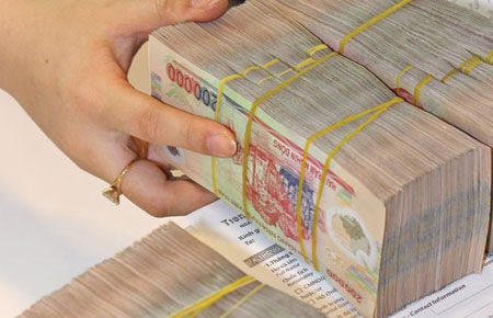 Tổ chức vi phạm trong lĩnh vực ngân hàng sẽ bị phạt đến 2 tỷ đồng