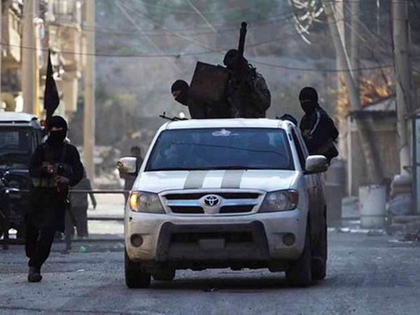 Phiến quân IS thất bại tại Deir al-Zour, 68 kẻ khủng bố bị tiêu diệt