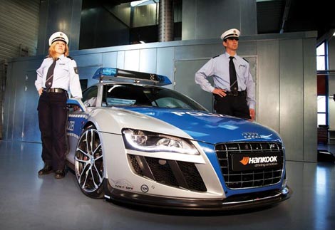 10 xe cảnh s&aacute;t nhanh nhất thế giới