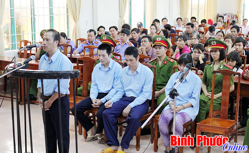 Quyền im lặng - n&ecirc;n hay kh&ocirc;ng?