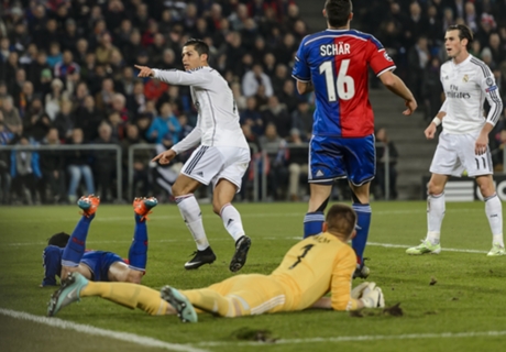 Ronaldo đưa Real chạm tới kỷ lục