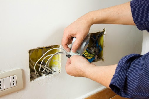 Sử dụng điện, nước vượt tiêu chuẩn sẽ bị phạt đến 2 triệu đồng