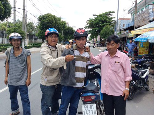 Đ&aacute; n&oacute;ng xe m&aacute;y