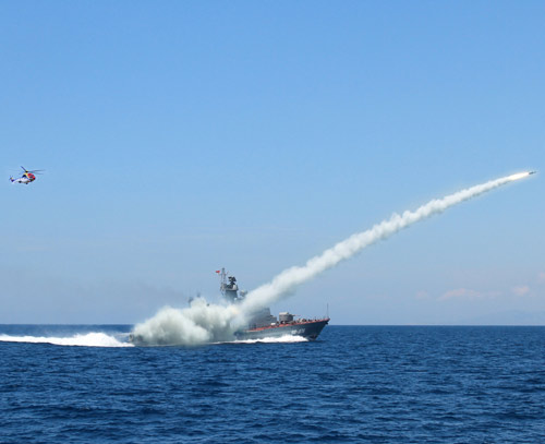 Bộ Tư lệnh Hải qu&acirc;n r&uacute;t kinh nghiệm, đ&oacute;ng mới 2 t&agrave;u t&ecirc;n lửa