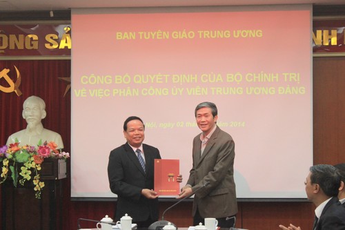  C&ocirc;ng bố quyết định ph&acirc;n c&ocirc;ng Ph&oacute; Trưởng Ban Tuy&ecirc;n gi&aacute;o Trung ương 