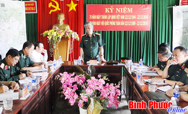 Thứ trưởng Nguyễn Ch&iacute; Vịnh l&agrave;m việc với Bộ đội Bi&ecirc;n ph&ograve;ng B&igrave;nh Phước v&agrave; Binh đo&agrave;n 16