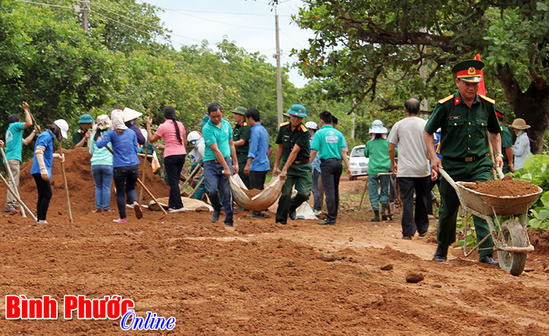 T&iacute;ch cực hưởng ứng đợt thi đua cao điểm &ldquo;S&aacute;ng m&atilde;i phẩm chất bộ đội Cụ hồ&rdquo;