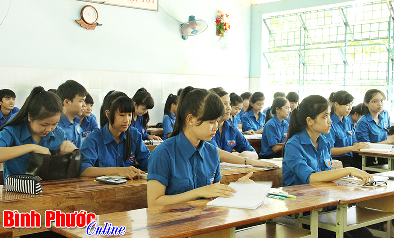 Trường THPT thị xã Bình Long ép học sinh học thêm?