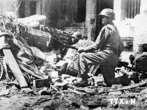 Tiếp nối h&agrave;o kh&iacute; cảm tử qu&acirc;n năm xưa