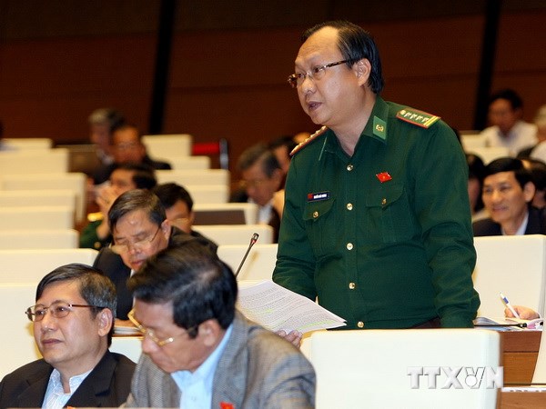 Ghi r&otilde; nội dung phải t&ocirc;n trọng, phục vụ nh&acirc;n d&acirc;n trong Luật C&ocirc;ng an