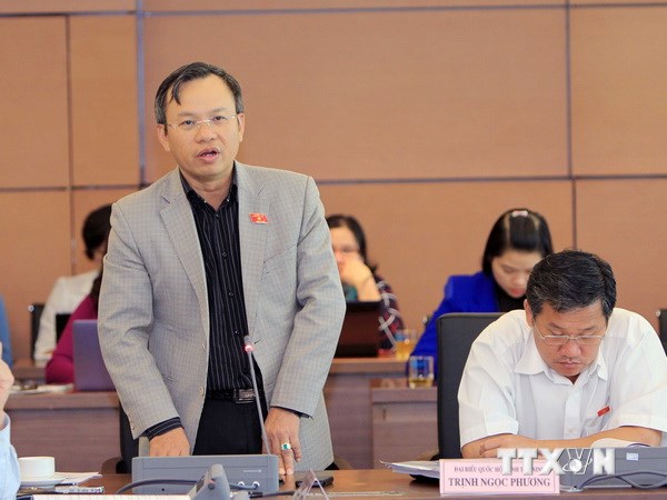 Quốc hội thảo luận về Luật T&agrave;i nguy&ecirc;n - m&ocirc;i trường biển v&agrave; hải đảo