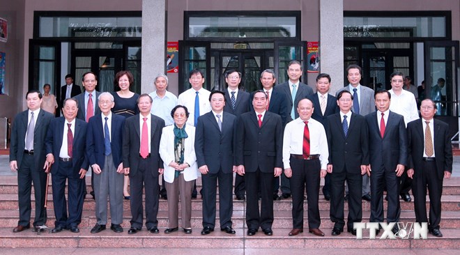 Gặp mặt kỷ niệm 65 năm Ng&agrave;y Truyền thống Ban Đối ngoại TW