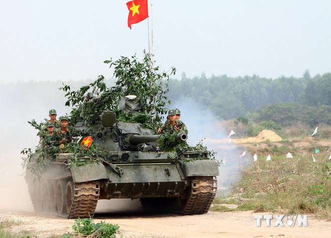 X&acirc;y qu&acirc;n đội c&aacute;ch mạng, ch&iacute;nh quy, tinh nhuệ, từng bước hiện đại