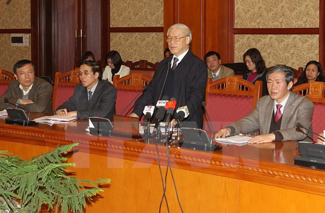 Tổng B&iacute; thư: Cần đổi mới m&ocirc; h&igrave;nh tổ chức Hội đồng L&yacute; luận TW