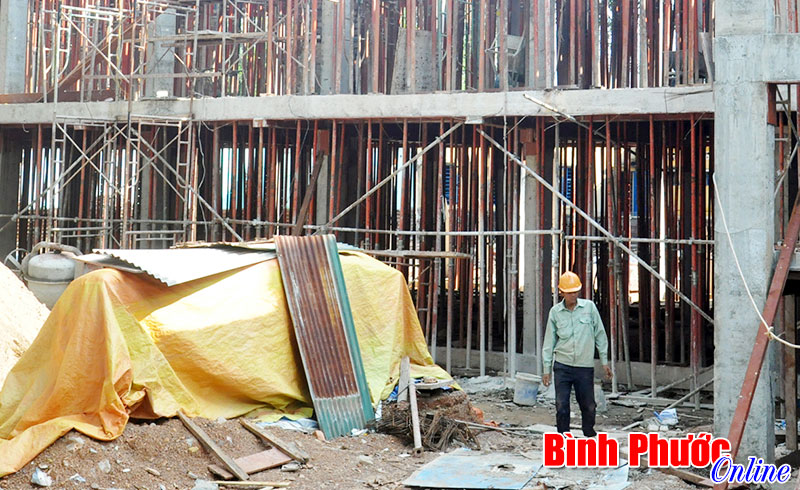 Vì sao giải ngân vốn xây dựng cơ bản chậm?