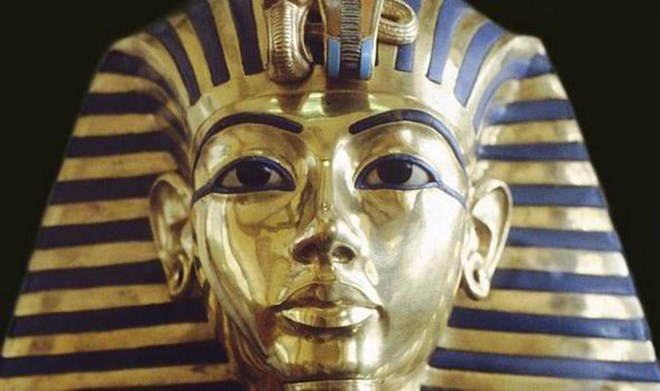 Sự thật sau chiếc mặt nạ vàng tuyệt đẹp của vua Tutankhamun