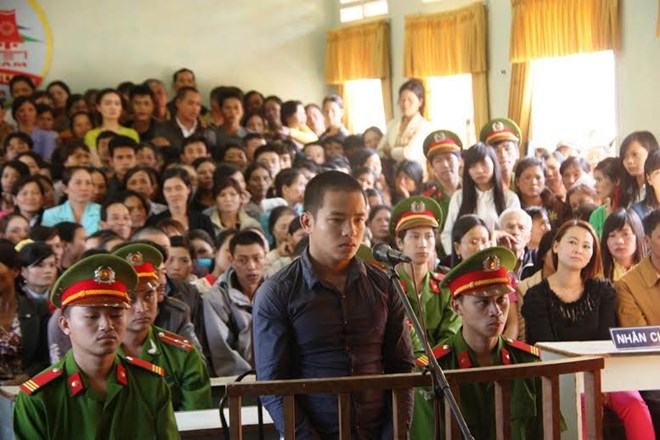 Tuy&ecirc;n &aacute;n tử h&igrave;nh kẻ giết hai vợ chồng chủ trại g&agrave; ở Đ&agrave; Lạt