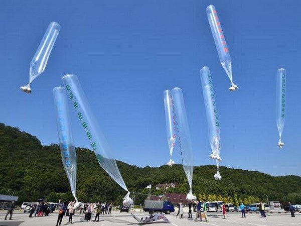 Triều Tiên dọa bắn hạ phương tiện rải truyền đơn chống Bình Nhưỡng