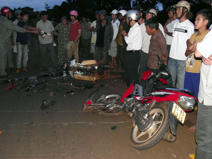 M&ocirc;t&ocirc; đấu đầu, 1 người tử nạn