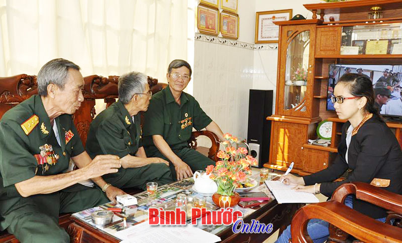 Nặng t&igrave;nh với đồng đội