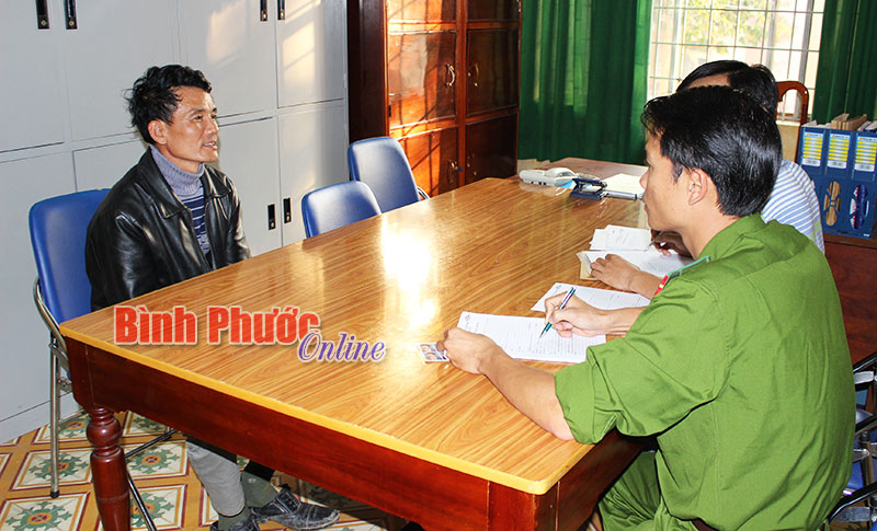 Vượt 1.300km bắt đối tượng 23 năm trốn truy n&atilde;