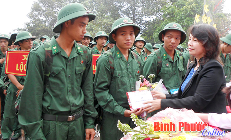 Tuổi trẻ Lộc Ninh tiếp bước truyền thống cha anh