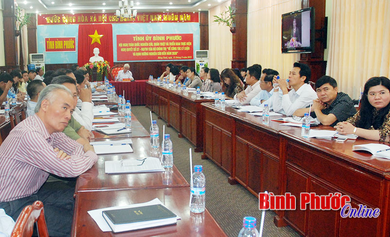 Hội nghị to&agrave;n quốc triển khai nghị quyết về &ldquo;C&ocirc;ng t&aacute;c l&yacute; luận v&agrave; định hướng nghi&ecirc;n cứu đến năm 2030&rdquo; của Bộ Ch&iacute;nh trị