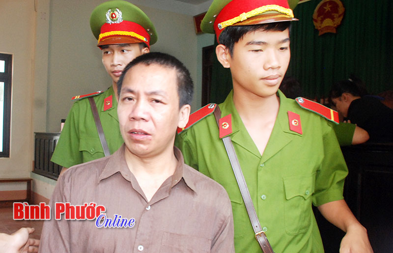 Trả gi&aacute; sau 19 năm nổ s&uacute;ng giết người