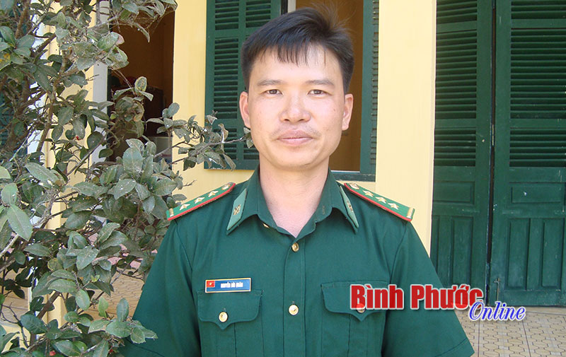 Thượng &uacute;y Nguyễn B&ugrave;i Qu&acirc;n - Gương s&aacute;ng l&agrave;m theo B&aacute;c