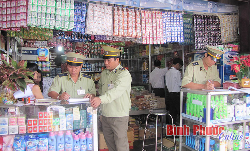 Từ vụ một cơ sở chế biến sữa Abbott giả bị phát giác: Các bà mẹ nên cẩn trọng