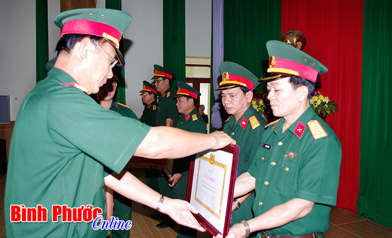 Binh đo&agrave;n 16 hội nghị qu&acirc;n ch&iacute;nh năm 2014