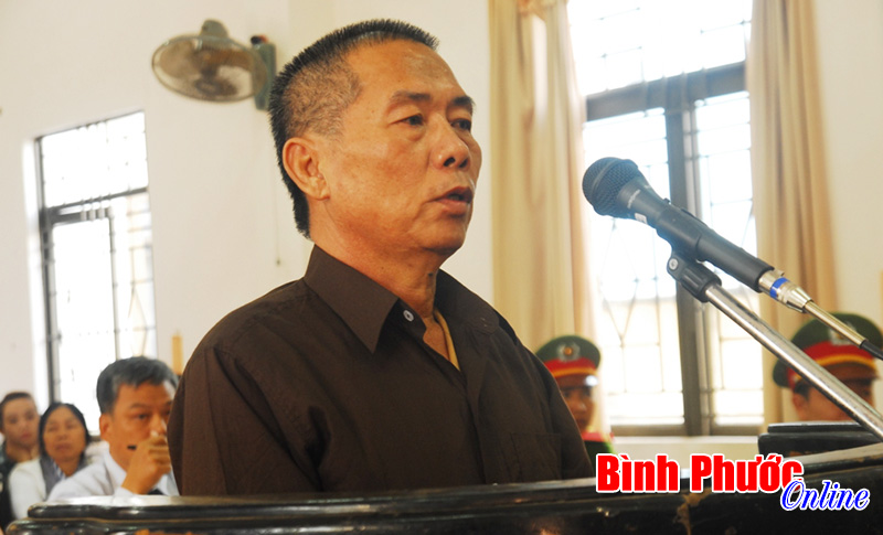 Chưa thể tuy&ecirc;n &aacute;n vụ ch&eacute;m c&aacute;n bộ Chi cục Thuế thị x&atilde; Đồng Xo&agrave;i