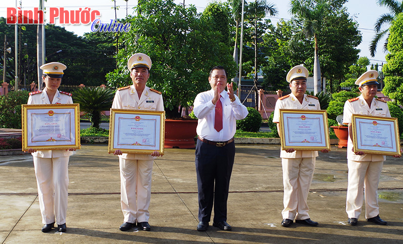 C&ocirc;ng an B&igrave;nh Phước: Quyết t&acirc;m giữ vững an ninh ch&iacute;nh trị, trật tự an to&agrave;n x&atilde; hội