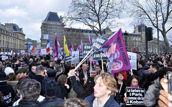 Hơn 1,5 triệu người tuần hành lịch sử tại Paris chống khủng bố